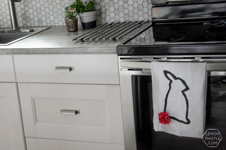 DIY Bunny Tail Tea Towel... isn't this adorable?! I love the pom pom