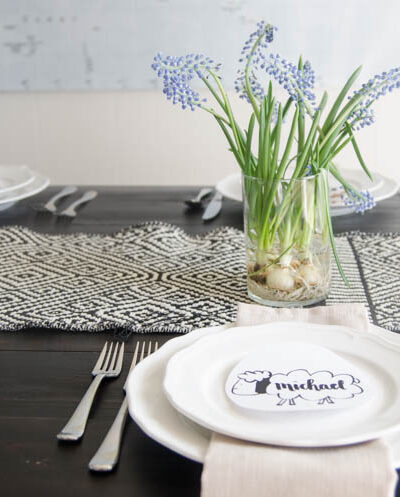 A Last Minute (seriously!) Tablescape- perfect for Easter. Complete with cheater forced flowers and free printable placecards!