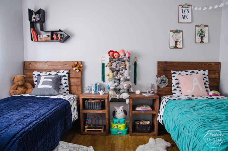 Shared kids bedroom for a boy and girl- I love this!