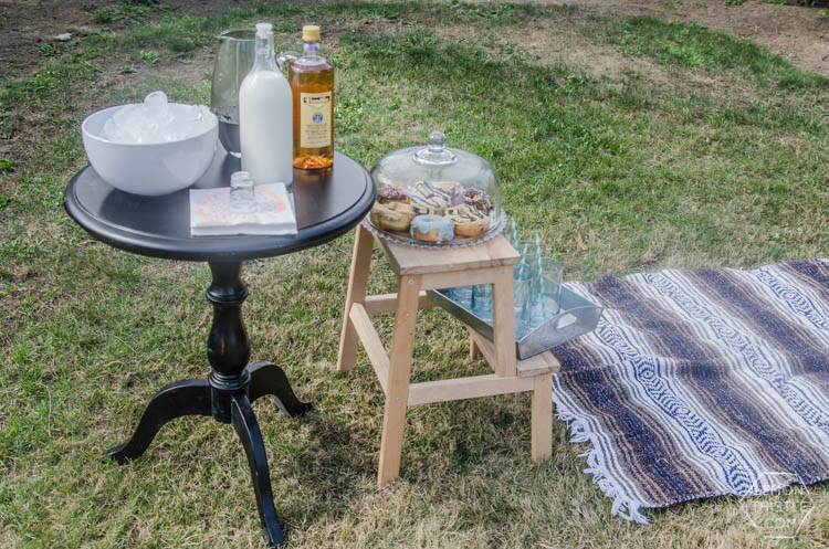 Such cute snacks for a craft party- I love the iced coffee station!