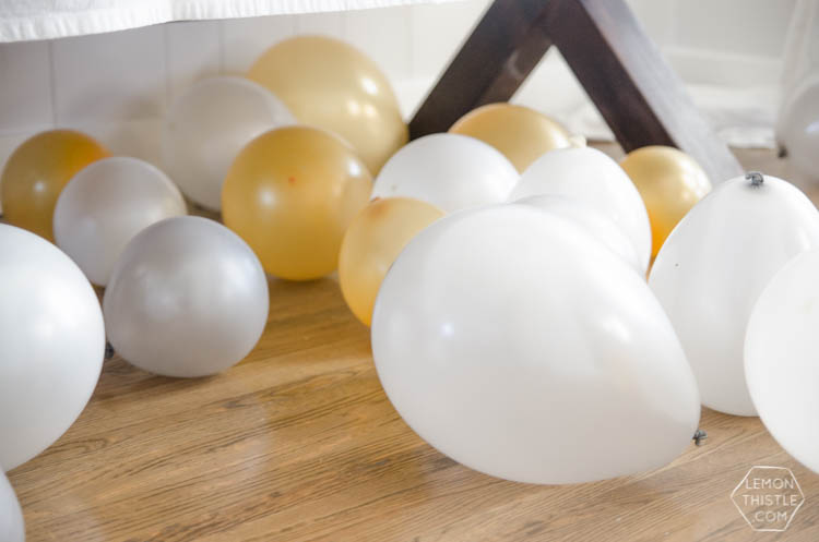 A Champagne Birthday Party! Such a fun theme and I love how simple it is to decorate with these DIYs