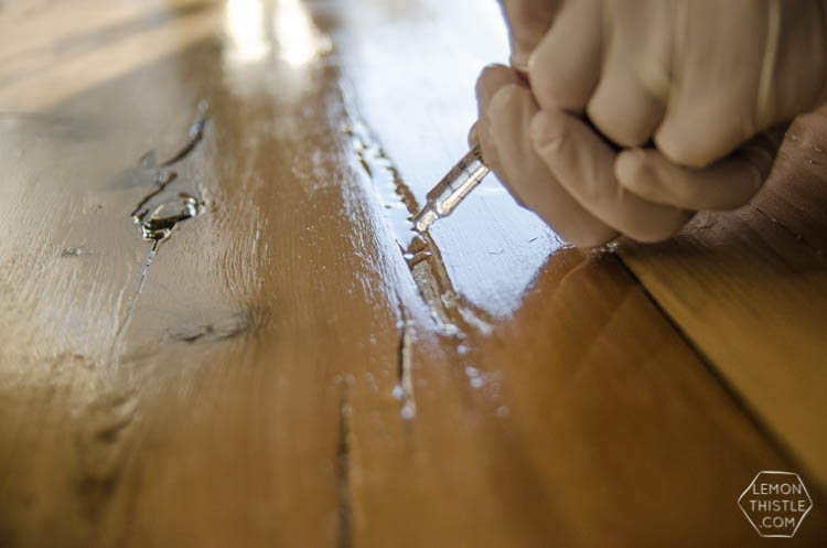 DIY Live Edge Wood Dining Room Table with Steel Legs... uhhhhm love this! So modern but rustic
