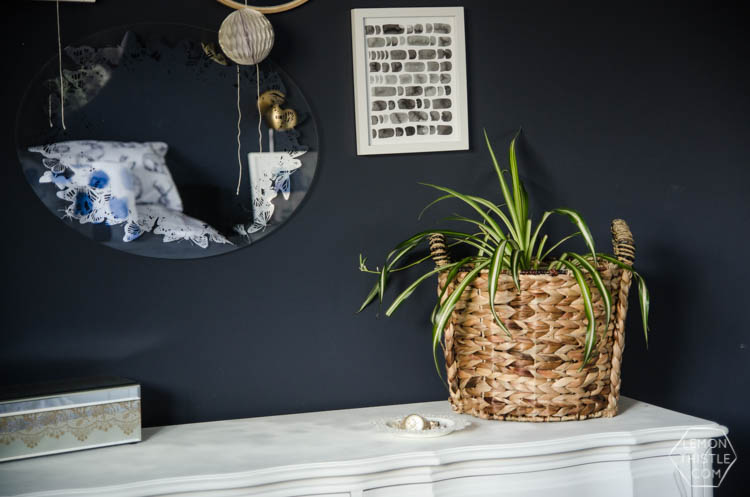I LOVE this moody navy bedroom- the forrest, the gallery wall- the brass lights... it's all so good! And I love all the DIY