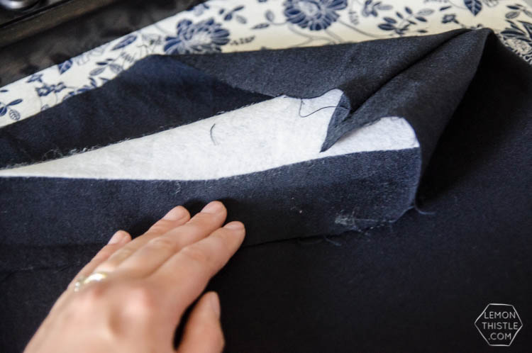 DIY No Sew Metallic Foil Throw Pillow- this is so shiny good! I can't believe it's washable. 