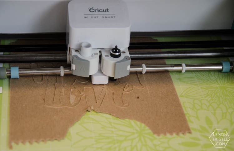 So Much Love... this cake topper is beautiful! I love the marble look with gold edges. Sweet that it's a DIY I can use my Cricut for and free download!