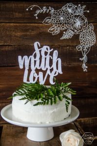 I LOVE this floral rustic backdrop- it's so perfect for a wedding or photo booth... it's so intricate, I can't believe it isn't drawn on there