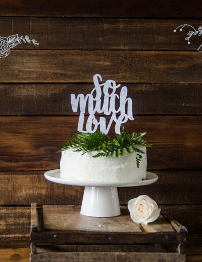 So Much Love... this cake topper is beautiful! I love the marble look with gold edges. Sweet that it's a DIY I can use my Cricut for and free download!