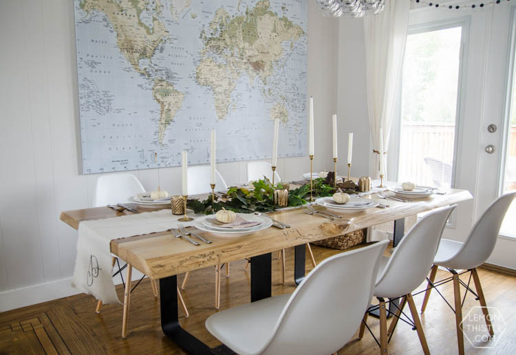 I love this nature inspired neutral autumn tablescape- so perfect for thanksgiving (or friendsgiving!)