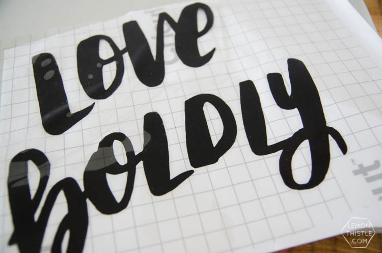 Love this idea! Vinyl transfer for a laptop decal