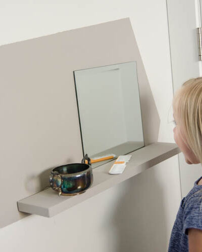 This DIY floating vanity for kids is perfect for tight spaces! It has everything you need but takes up no floor space.
