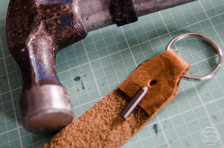 DIY Monogrammed Leather Key Chain- LOVE this! I like the classic look of the burned leather. And looks easy too.