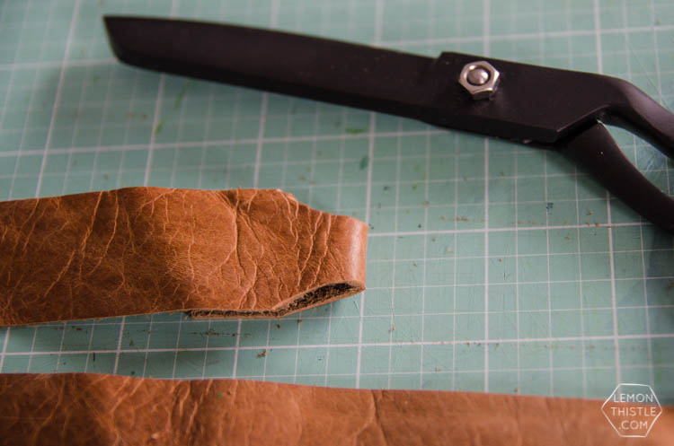 DIY Monogrammed Leather Key Chain- LOVE this! I like the classic look of the burned leather. And looks easy too.