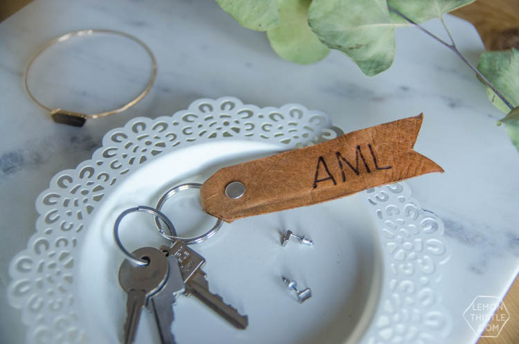 DIY Monogrammed Leather Key Chain- LOVE this! I like the classic look of the burned leather. And looks easy too.