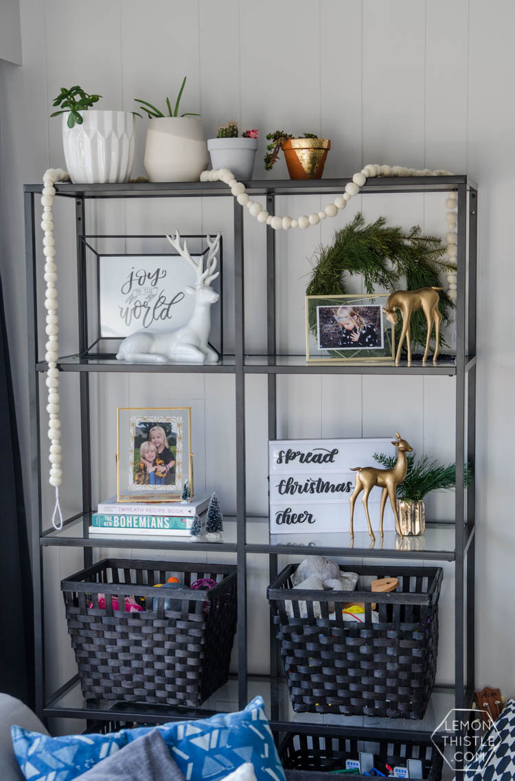 Canadian Christmas Home Tour- I love the black, white and fresh greenery in this holiday style! 