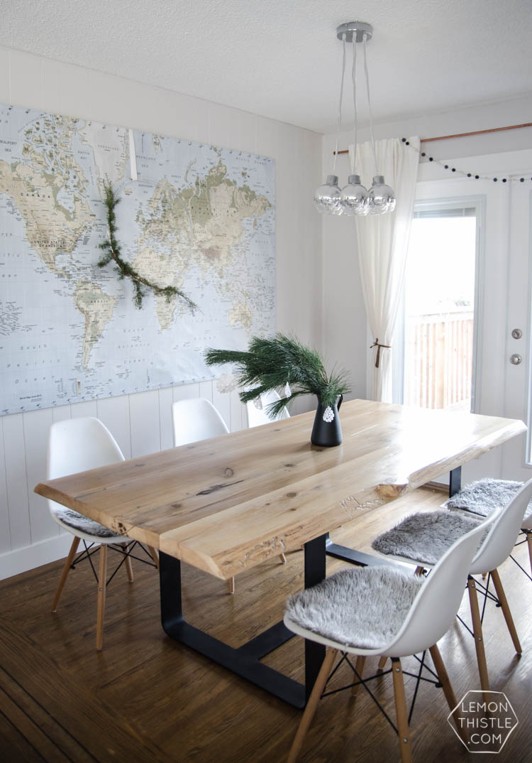 Canadian Christmas Home Tour- I love the black, white and fresh greenery in this holiday style! 