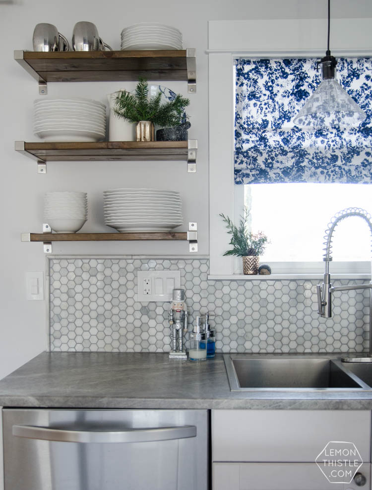 Canadian Christmas Home Tour- I love the black, white and fresh greenery in this holiday style! 