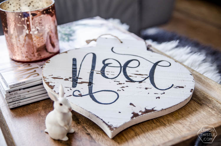 DIY Noel Wooden Sign- I LOVE this! Plus the tips on how to letter easily on wood are great