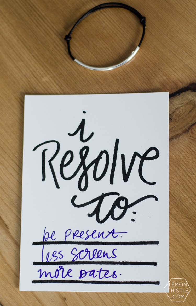 printable New Years resolution cards- and reminder bracelet!