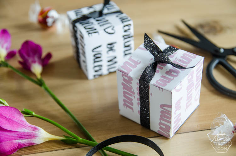 Valentines Treat Box printables- love the handlettering on these! 