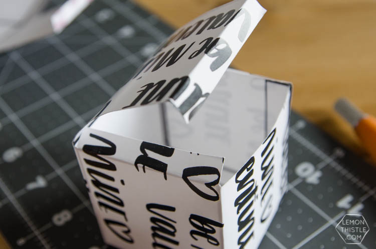 Valentines Treat Box printables- love the handlettering on these! 
