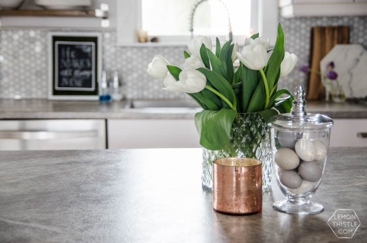 Simple, neutral spring home tour- spring 'decor' I could actually pull off!