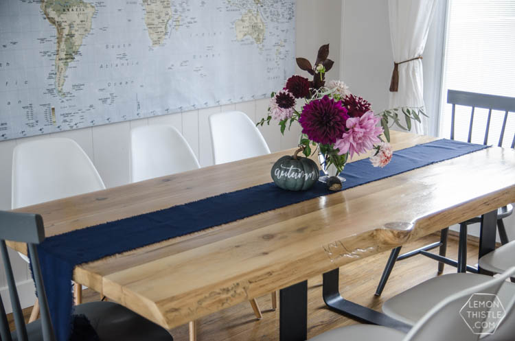 Love this natural and metallics autumn home tour