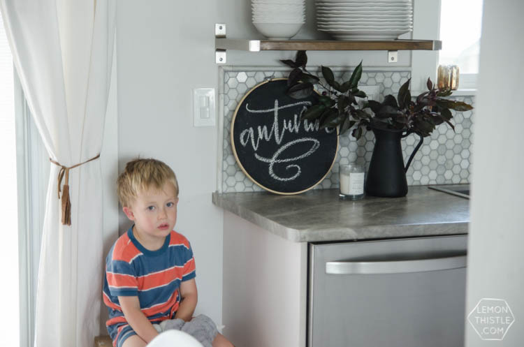Love this natural and metallics autumn home tour