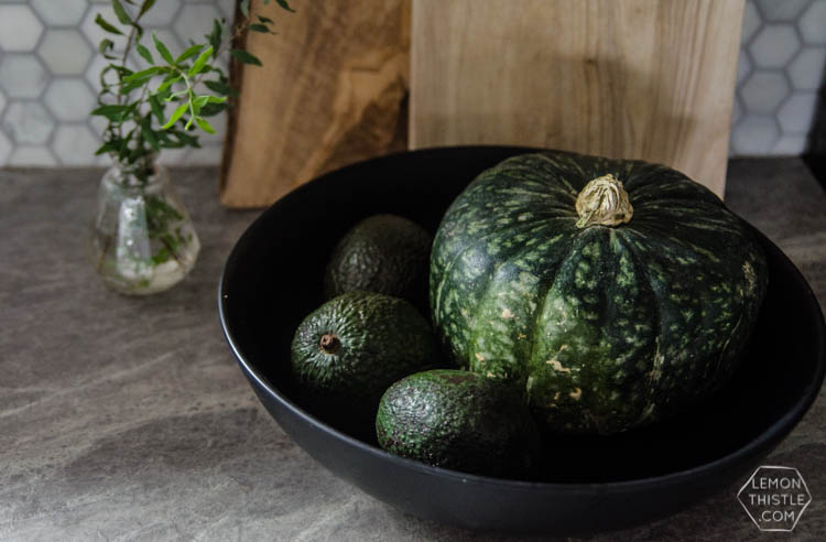 Love this natural and metallics autumn home tour