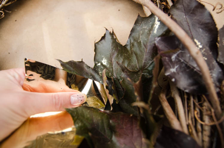 Organic and Foiled- Autumn Wreath with free printable hand lettering