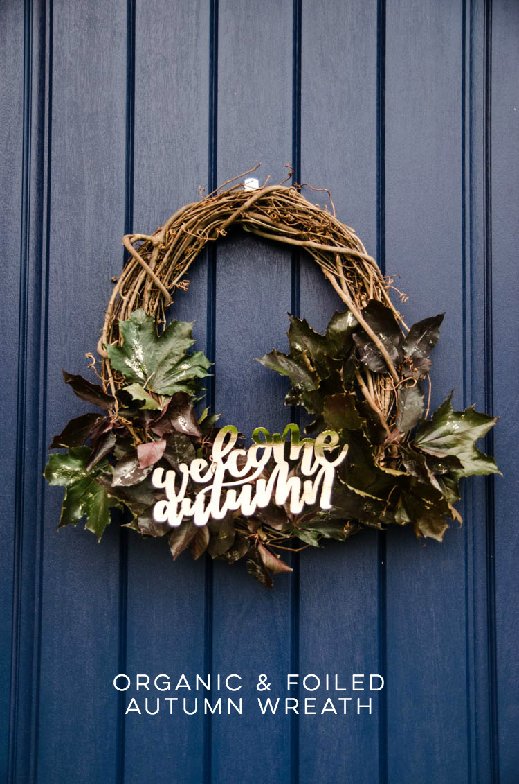 Organic and Foiled- Autumn Wreath with free printable hand lettering