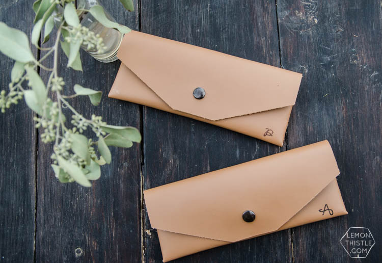 Diy Leather Pouch Cricut Maker Vs Explore Air Lemon Thistle Diy Leather Pouch Cut With A Cricut Tips For Working And