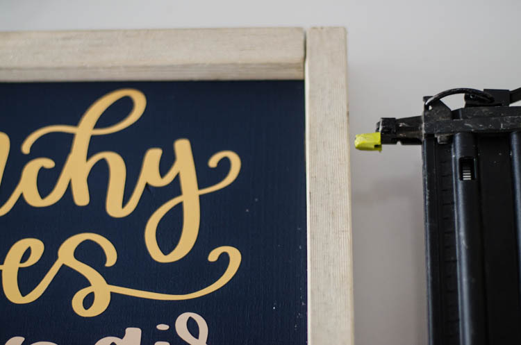 DIY Handlettered Autumn Sign in Matte Foils