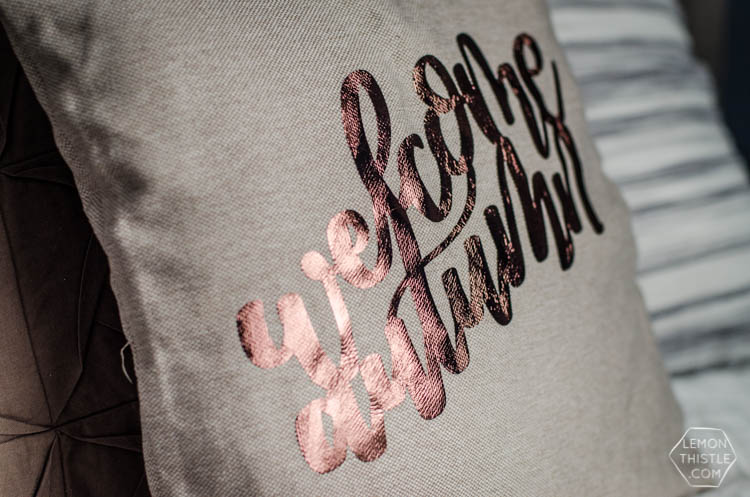 DIY Welcome Autumn Pillow- I love the hand lettered design on this one! And that foil is dreamy.