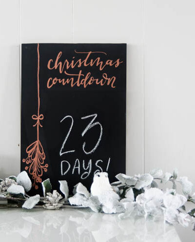 DIY Christmas Countdown Chalkboard with Copper Leafing- love that copper detail!