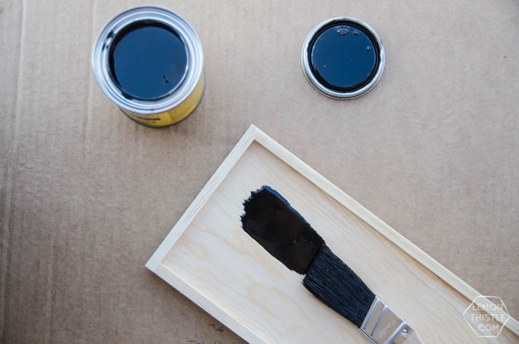 DIY Holiday Wooden Sign... I love this stain relief technique!