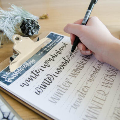 Winter Wonderland hand lettering printable practice sheet- this is perfect for learning brush lettering- I love all the different lettering styles