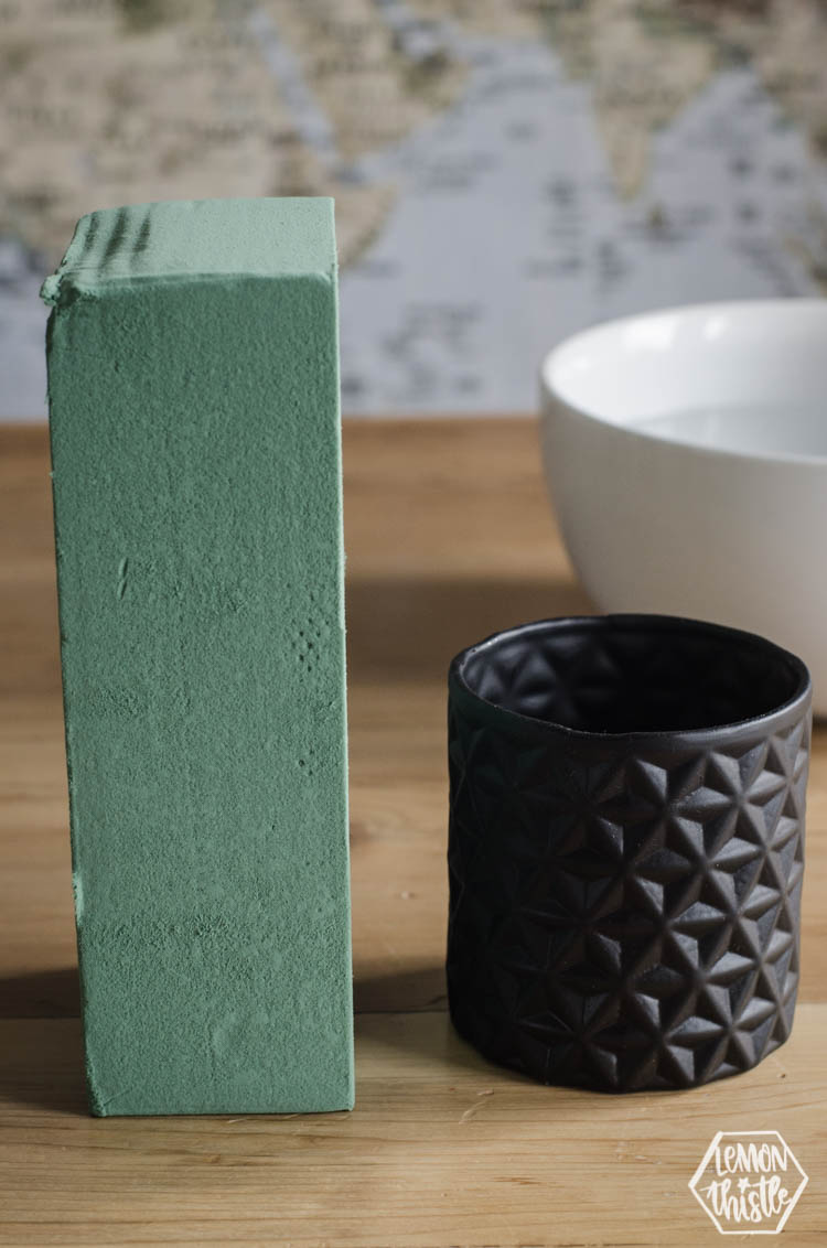 Tips for using floral wet foam 