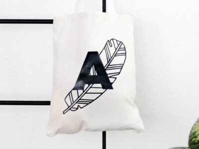 DIY Line Art Tote Bag with monogram