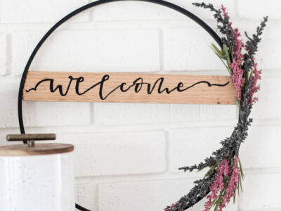 DIY Fall Hoop Wreath- love that wooden banner across the wreath!