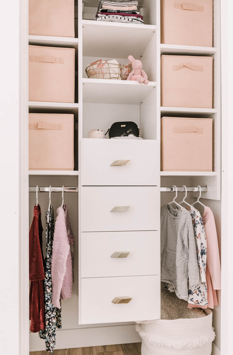 Such a pretty girls closet! PLUS all about Designing kids closets that grow with them