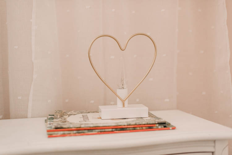 such a cute little heart lamp for a girls room!