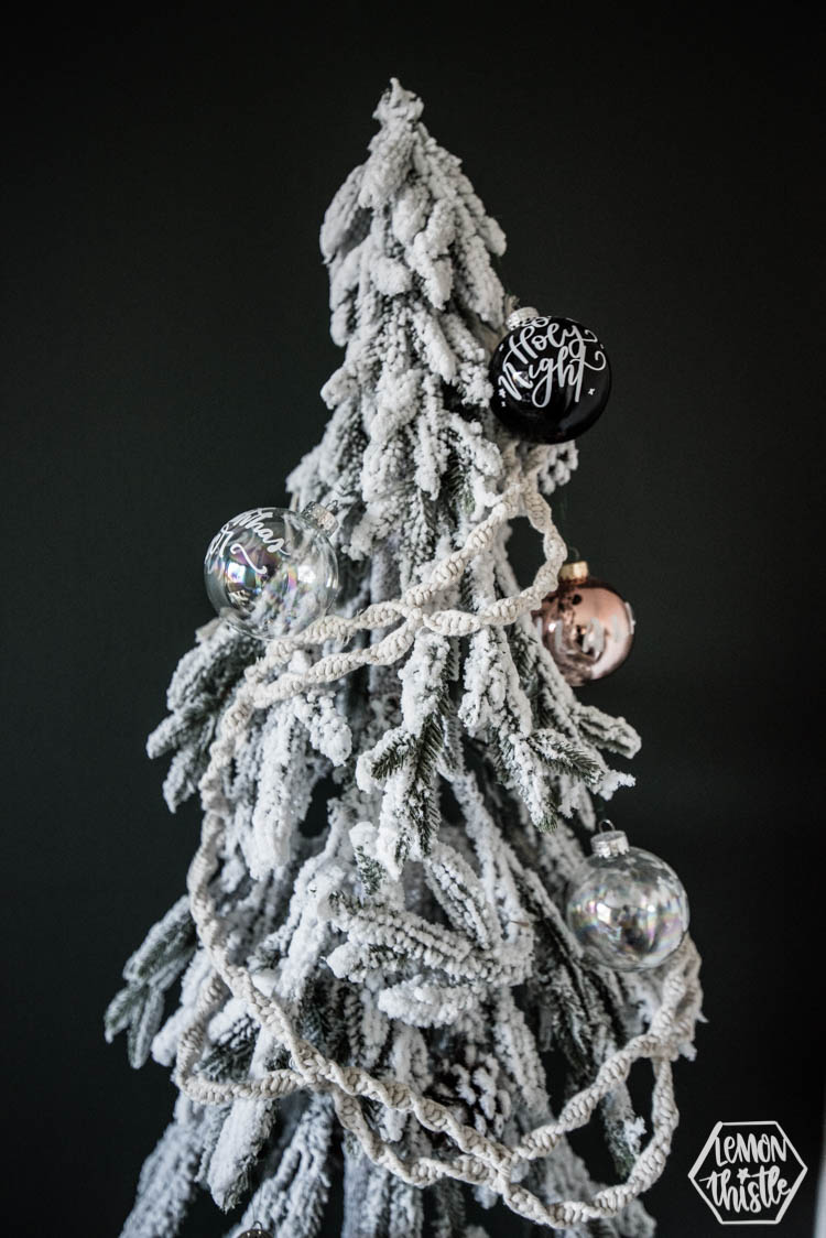 DIY Macrame Garland for a Christmas tree... or just for your house!