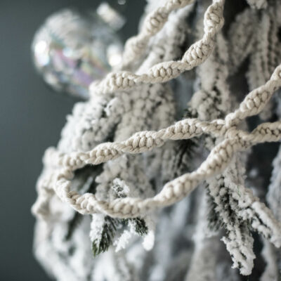 DIY Macrame Garland for a Christmas tree... or just for your house!