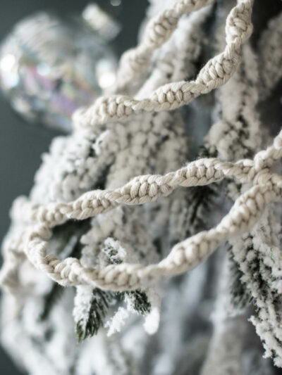 DIY Macrame Garland for a Christmas tree... or just for your house!