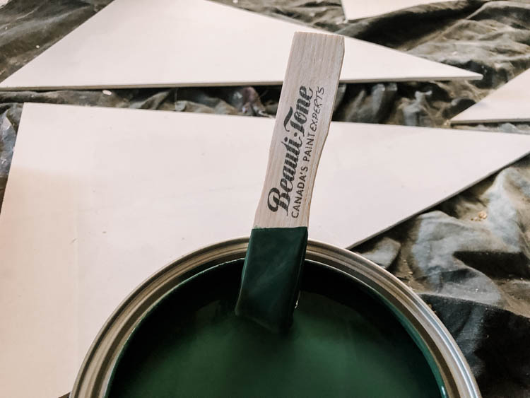 Beautiful green colour! Dark green from BeautiTone