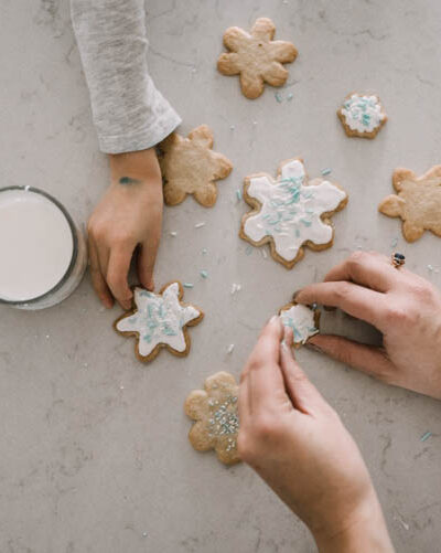 Holiday Baking with Kids- my tips to make it less stressful!