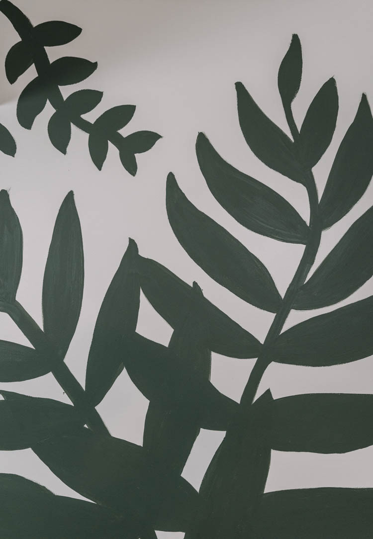 DIY Botanical Mural - a simple version with a timelapse video of the process. Good tips for a beginner too!