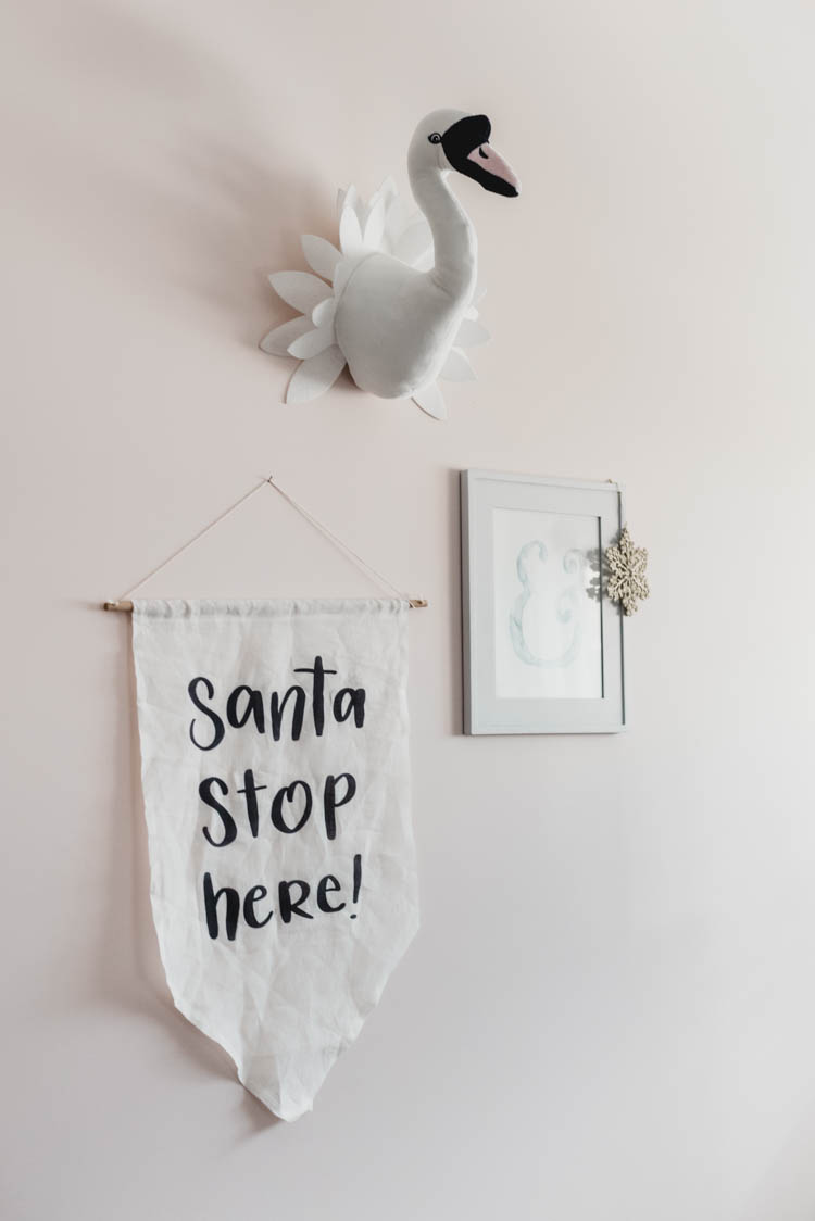 Cute holiday pennant for a kids room at christmas! Santa Stop Here!