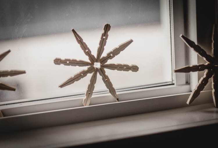 DIY Clothespin snowflakes