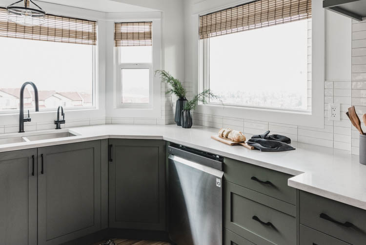 Faux Wood Shades on the windows- such a great way to complete the look!